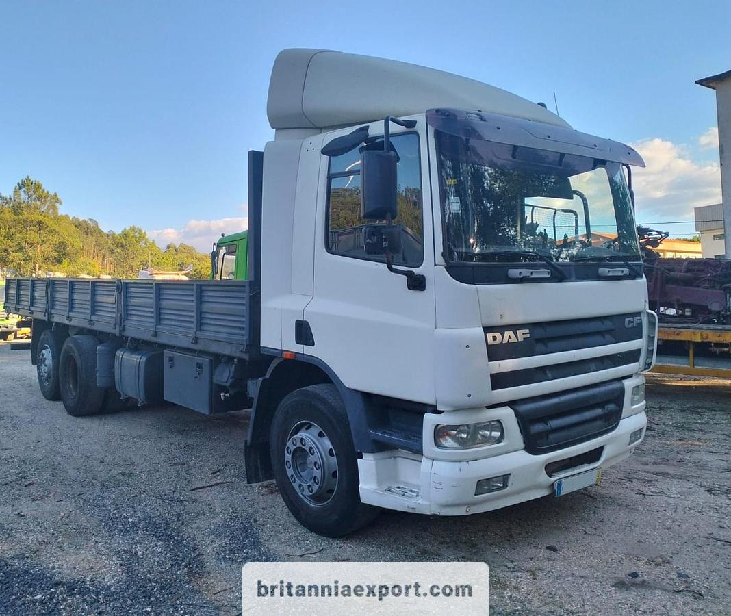 DAF CF75 310 | ZF Automatic Gearbox | Euro 3 | 6x2 26 Ton - Platós teherautó: 1 kép. DAF CF75 310 | ZF Automatic Gearbox | Euro 3 | 6x2 26 Ton - Platós teherautó: 1 kép.