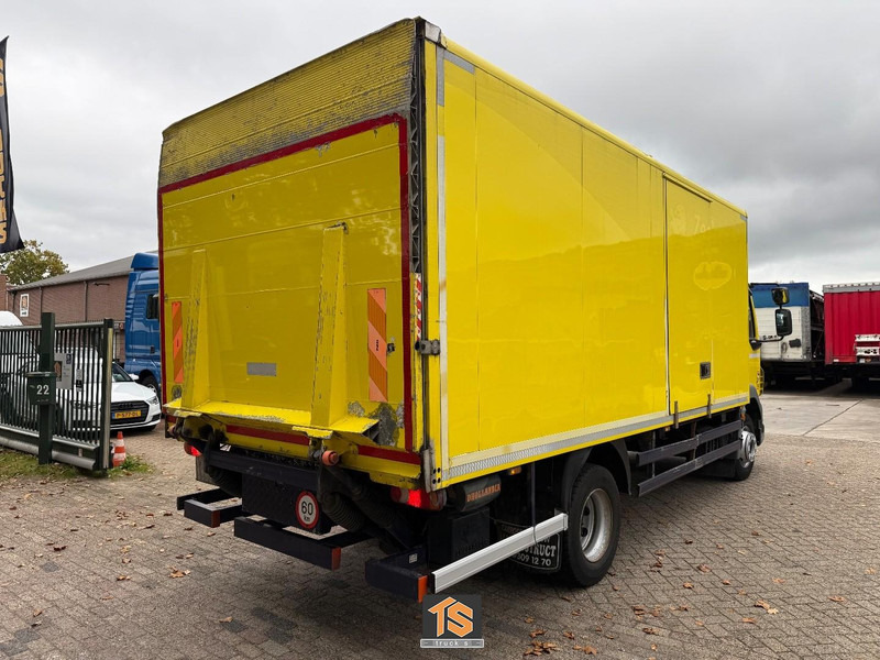DAF FA LF55 220 - EURO 5 EEV - 12 TON - LADEBORDWAND - APK 08/2026 - BELGIUM TOP TRUCK - Dobozos felépítményű teherautó: 2 kép. DAF FA LF55 220 - EURO 5 EEV - 12 TON - LADEBORDWAND - APK 08/2026 - BELGIUM TOP TRUCK - Dobozos felépítményű teherautó: 2 kép.