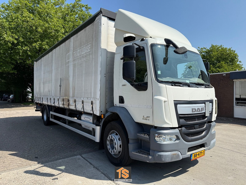 DAF LF 280 FA 19 TON - SCHUIFZEILEN/CURTAIN/GARDINEN - APK 06/2026! - NL TRUCK - TOP! - Ponyvás teherautó: 3 kép. DAF LF 280 FA 19 TON - SCHUIFZEILEN/CURTAIN/GARDINEN - APK 06/2026! - NL TRUCK - TOP! - Ponyvás teherautó: 3 kép.