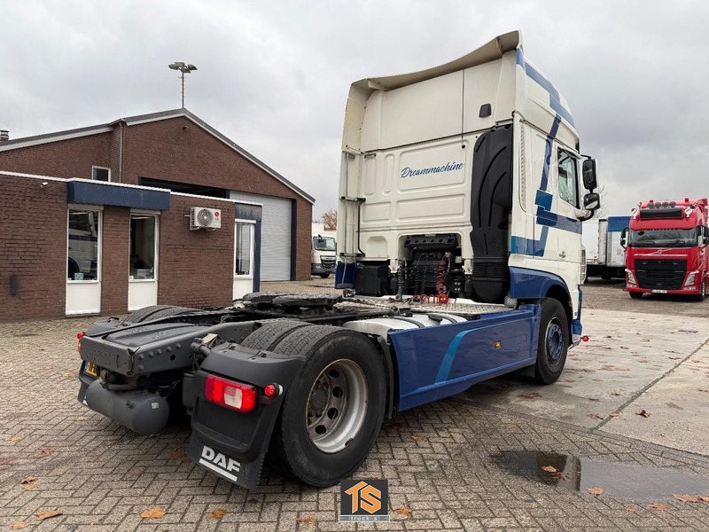 DAF XF 460 FT 2 TANKS - KLIMA - NL TOP TRUCK - Nyergesvontató: 5 kép. DAF XF 460 FT 2 TANKS - KLIMA - NL TOP TRUCK - Nyergesvontató: 5 kép.
