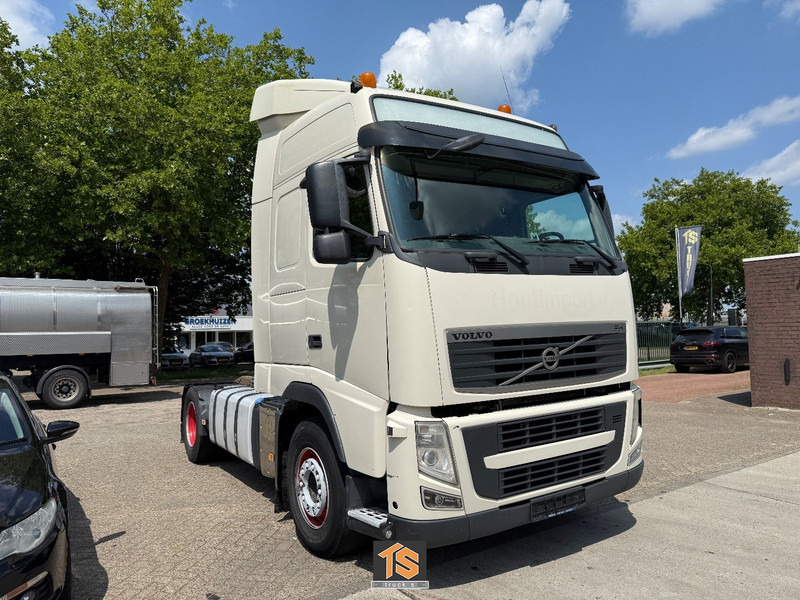 Volvo FH 420 AUTOMATIC - EURO 5 - BELGIUM TOP TRUCK - TUV 12/25 - Nyergesvontató: 3 kép. Volvo FH 420 AUTOMATIC - EURO 5 - BELGIUM TOP TRUCK - TUV 12/25 - Nyergesvontató: 3 kép.