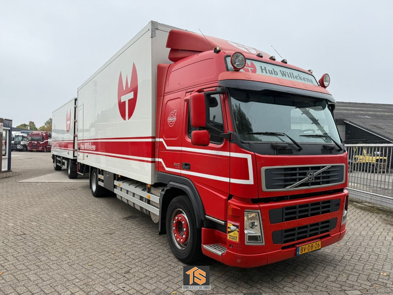 Volvo FM9 340 - EURO 5 - AUTOMATIC - NL TOP TRUCK - TUV 6/26 - Dobozos felépítményű teherautó: 1 kép. Volvo FM9 340 - EURO 5 - AUTOMATIC - NL TOP TRUCK - TUV 6/26 - Dobozos felépítményű teherautó: 1 kép.