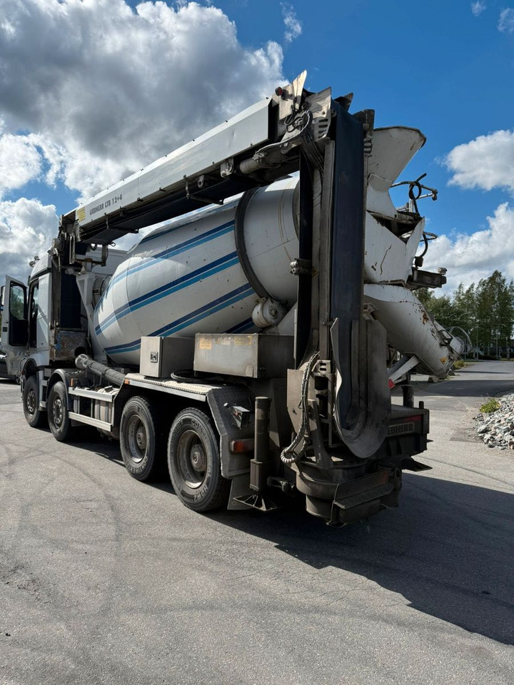 Mercedes-Benz 3251 / 9 m3 mixer + Liebher 12+4 - Betonmixer: 5 kép. Mercedes-Benz 3251 / 9 m3 mixer + Liebher 12+4 - Betonmixer: 5 kép.