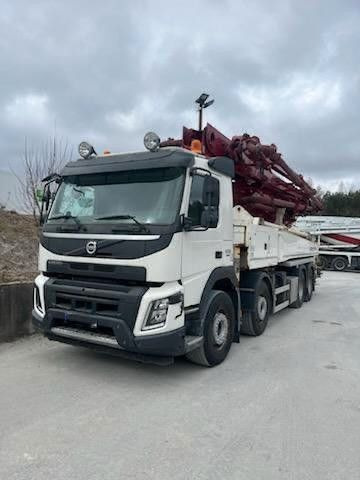 Volvo FMX500 8x4 / JUN JIN 43 mtr pump - Betonpumpa: 1 kép. Volvo FMX500 8x4 / JUN JIN 43 mtr pump - Betonpumpa: 1 kép.