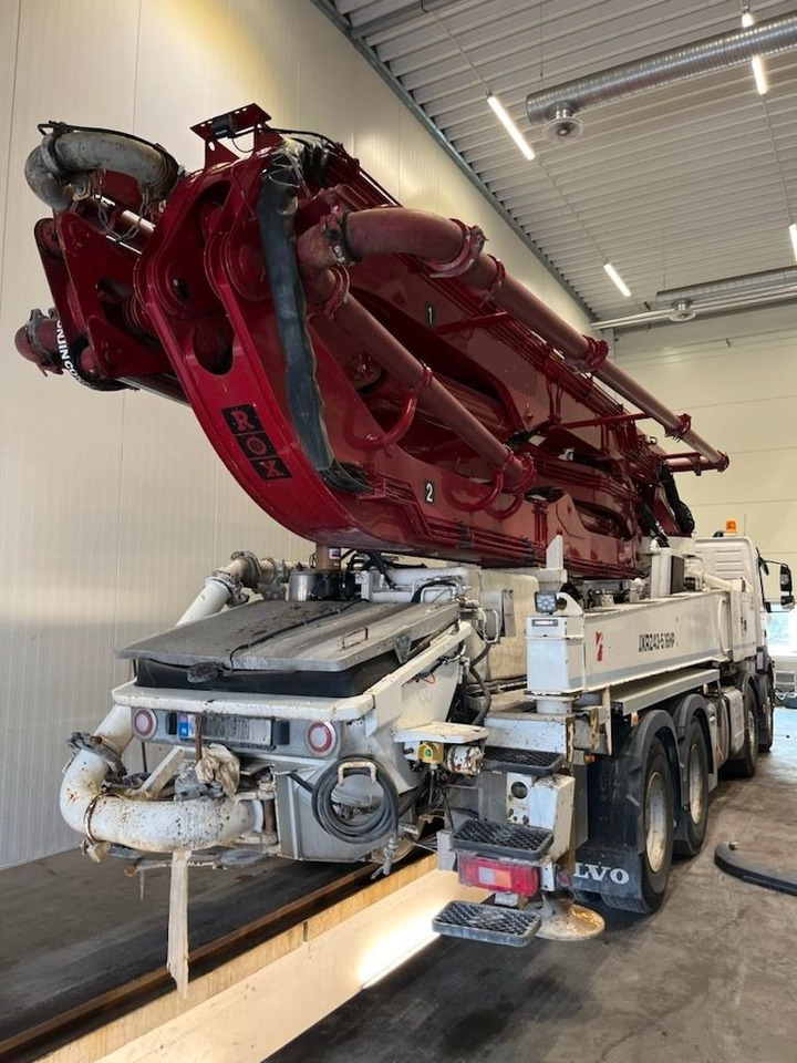 Volvo FMX500 8x4 / JUN JIN 43 mtr pump - Betonpumpa: 5 kép. Volvo FMX500 8x4 / JUN JIN 43 mtr pump - Betonpumpa: 5 kép.