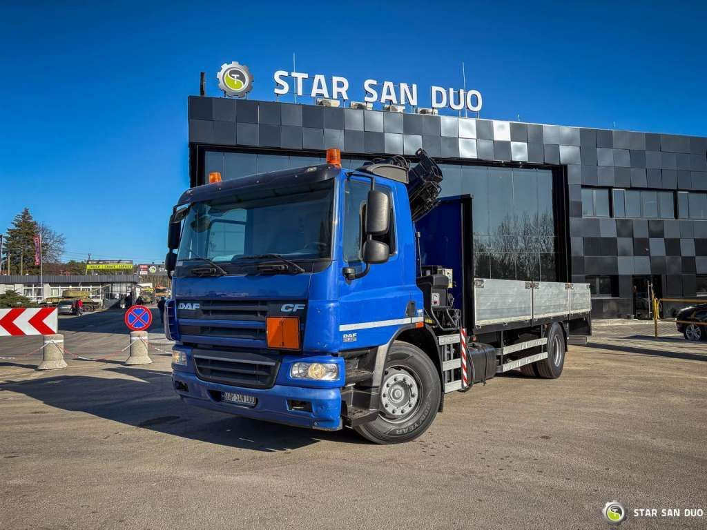 DAF CF 65 4x2 HIAB 144 E-3 HDS Crane Euro 5 - Darus autó: 4 kép. DAF CF 65 4x2 HIAB 144 E-3 HDS Crane Euro 5 - Darus autó: 4 kép.