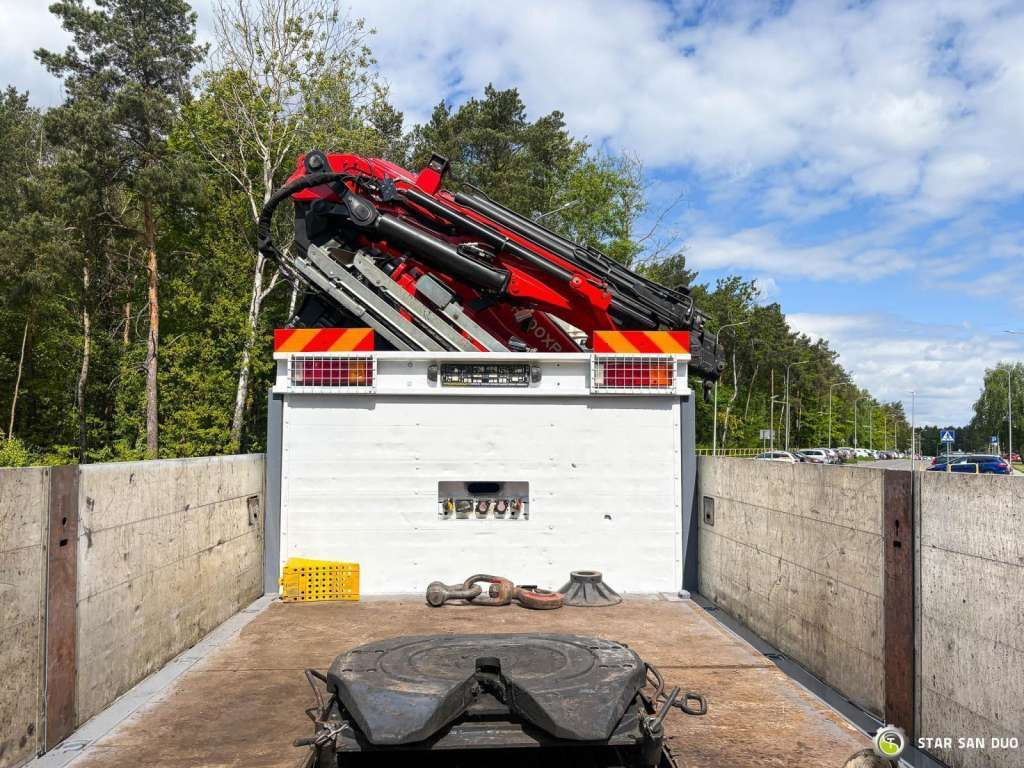 Darus autó DAF  XF 105.510 8x4 FASSI F800 XP Crane Fifth wheel: 19 kép.