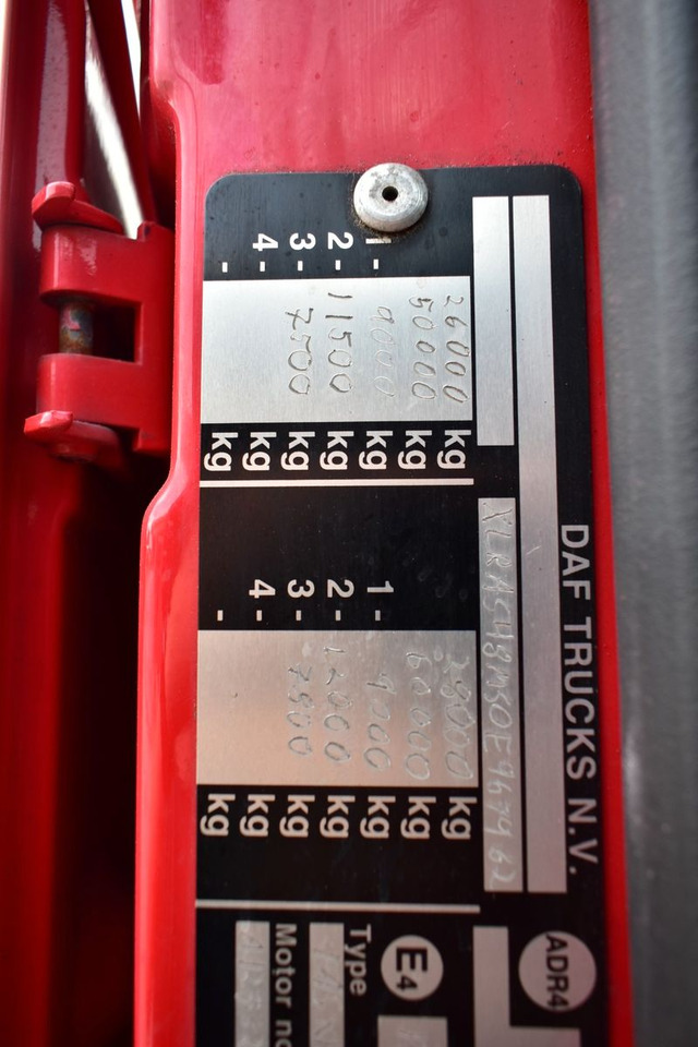 Új Darus autó DAF XF 105 6x2 HMF 4020 EURO 5 KRAN CRANE .: 10 kép.