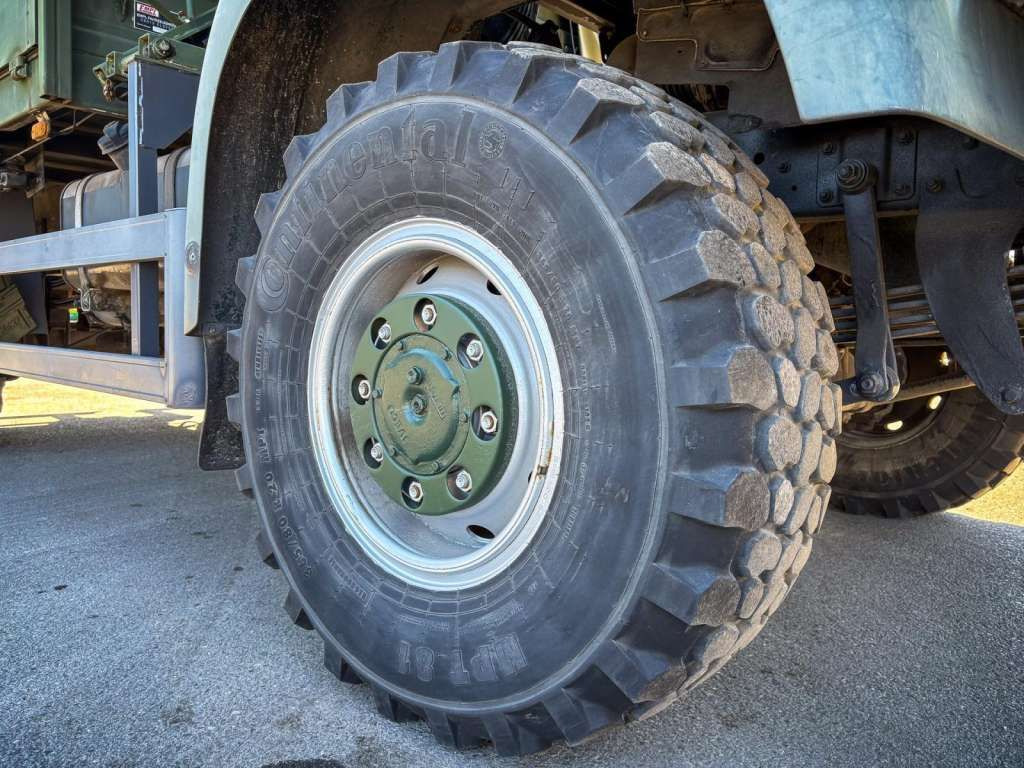 Új Ponyvás teherautó Iveco  EUROCARGO 4x4 Offroad Camper Winde: 25 kép.