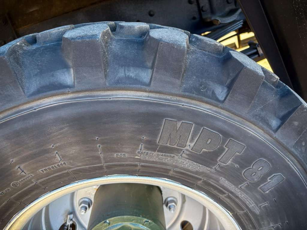 Új Ponyvás teherautó Iveco  EUROCARGO 4x4 Offroad Camper Winde: 26 kép.