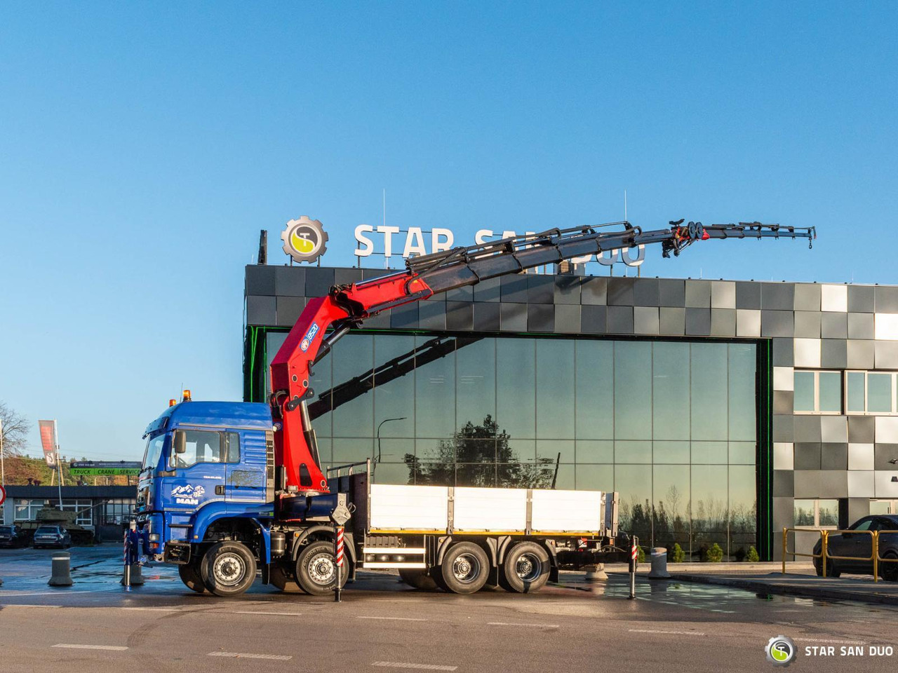 - Darus autó: 3 kép. - Darus autó: 3 kép.