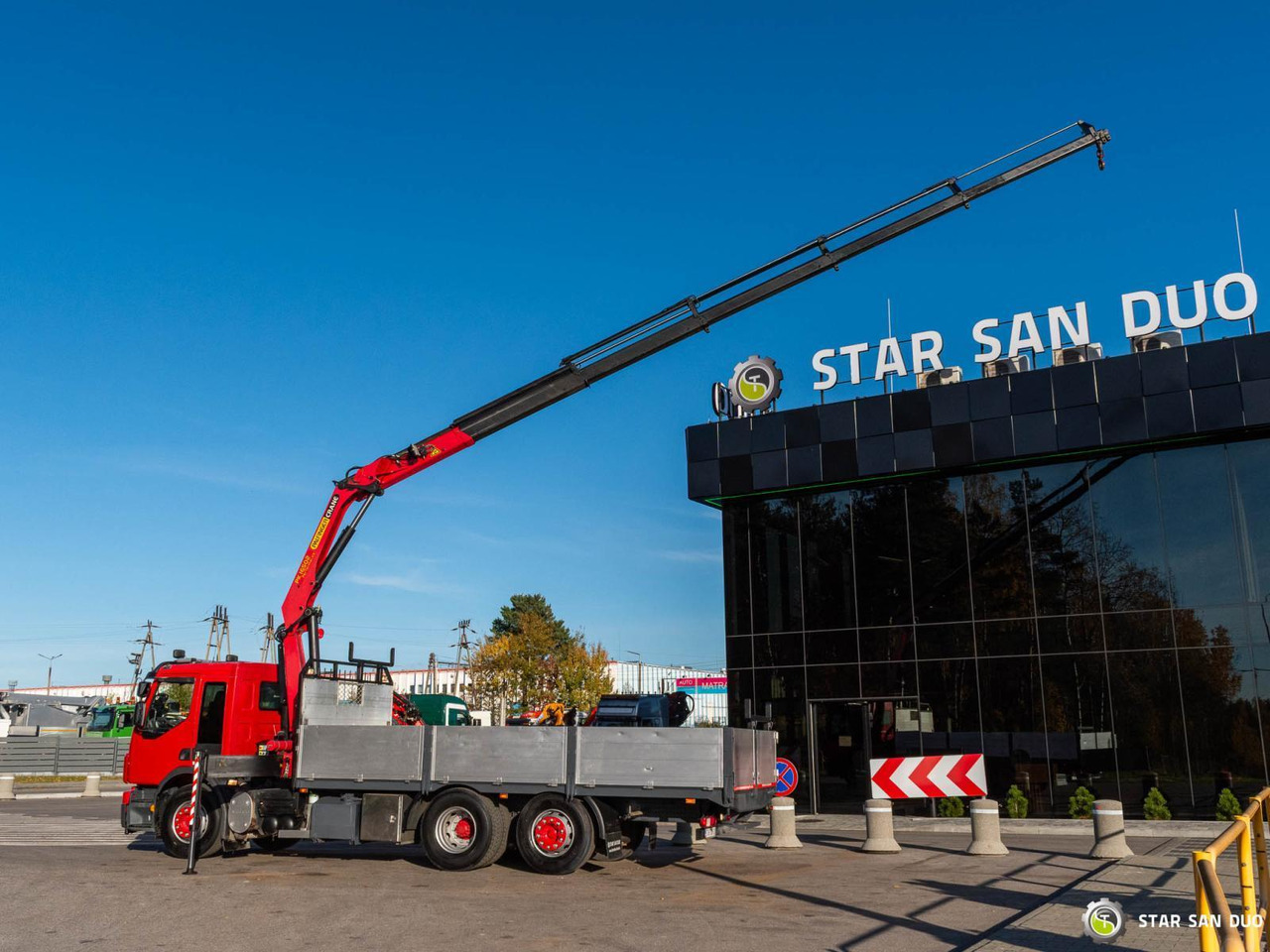 - Darus autó: 2 kép. - Darus autó: 2 kép.