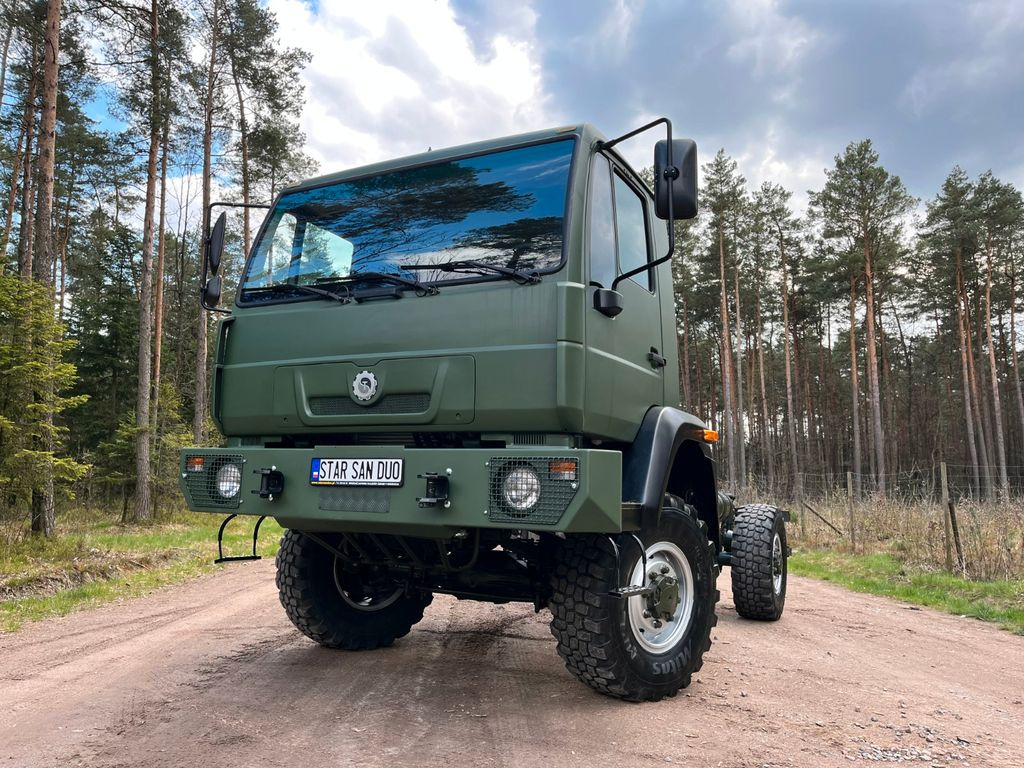 MAN 4x4 OFF ROAD CAMPER CHASSIS RAILY - Alvaz teherautó: 4 kép. MAN 4x4 OFF ROAD CAMPER CHASSIS RAILY - Alvaz teherautó: 4 kép.