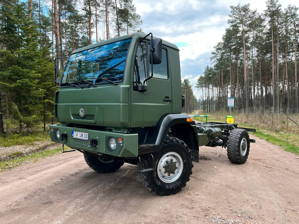 MAN 4x4 OFF ROAD CAMPER CHASSIS RAILY - Alvaz teherautó: 1 kép. MAN 4x4 OFF ROAD CAMPER CHASSIS RAILY - Alvaz teherautó: 1 kép.