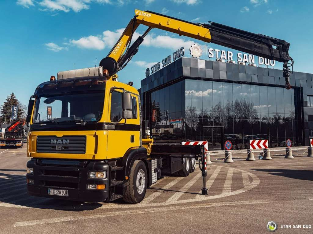 MAN TGA 18.440 6x2 FASSI F 210 A.24 Crane Rotator - Darus autó: 3 kép. MAN TGA 18.440 6x2 FASSI F 210 A.24 Crane Rotator - Darus autó: 3 kép.