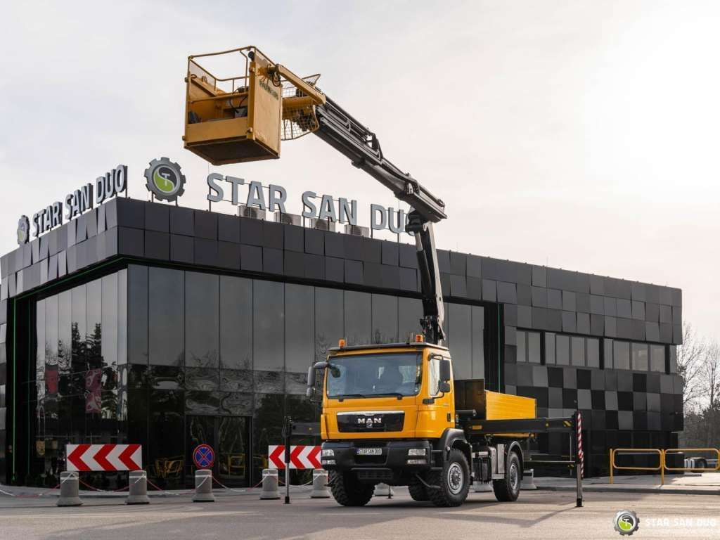MAN TGM 18.340 4x4 PALFINGER PK 20002 CRANE BASKET MAN TGM 18.340 4x4 PALFINGER PK 20002 CRANE BASKET - Darus autó, Platós teherautó: 3 kép. MAN TGM 18.340 4x4 PALFINGER PK 20002 CRANE BASKET MAN TGM 18.340 4x4 PALFINGER PK 20002 CRANE BASKET - Darus autó, Platós teherautó: 3 kép.