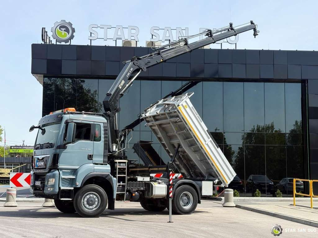 MAN TGS 18.480 4x4 HIAB 188 E-4 CRANE KIPPER EURO 6 MAN TGS 18.480 4x4 HIAB 188 E-4 CRANE KIPPER EURO 6 - Billenőplatós teherautó: 2 kép. MAN TGS 18.480 4x4 HIAB 188 E-4 CRANE KIPPER EURO 6 MAN TGS 18.480 4x4 HIAB 188 E-4 CRANE KIPPER EURO 6 - Billenőplatós teherautó: 2 kép.