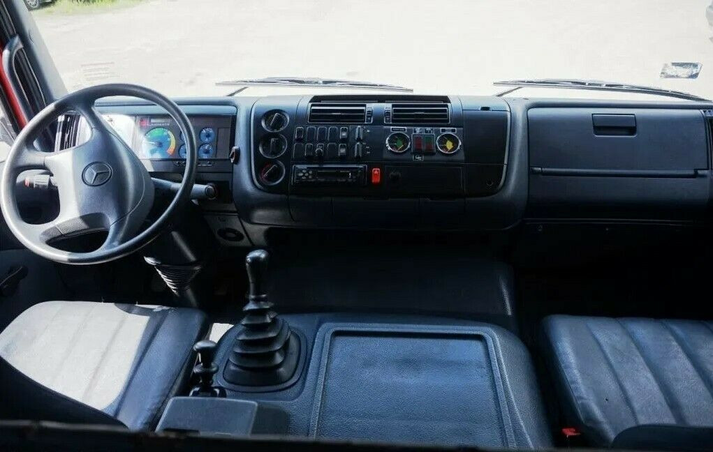 Tűzoltóautó Mercedes-Benz 4x4 ATEGO 1225 Firebrigade Feuerwehr: 19 kép.