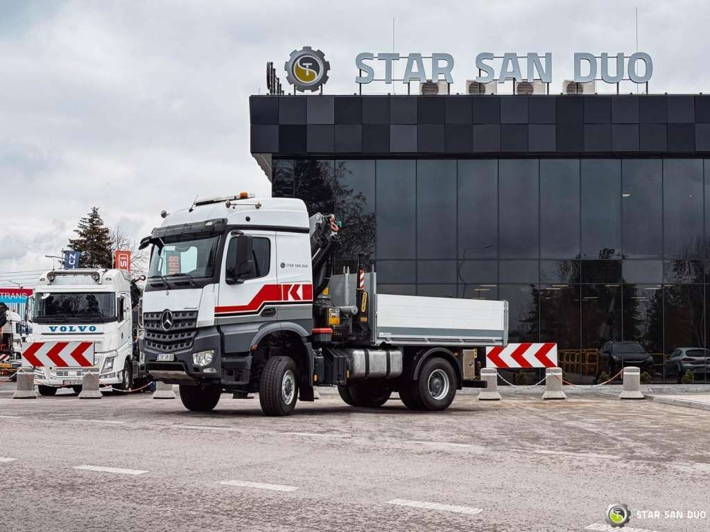 Darus autó Mercedes-Benz  AROCS 1851 PALFINGER PK 20002 Crane Kran: 6 kép.