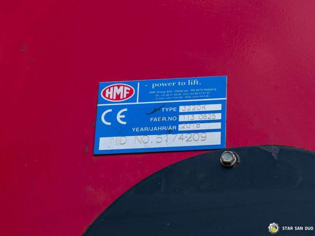 Billenőplatós teherautó Mercedes-Benz  AROCS 3345 6x6 HMF 3220 Winch Crane Tipper: 23 kép.