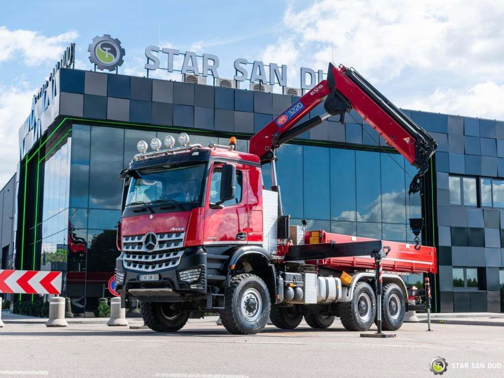 Darus autó Mercedes-Benz AROCS 3345 6x6 HMF 3220 Winch Crane tipper: 6 kép. Darus autó Mercedes-Benz AROCS 3345 6x6 HMF 3220 Winch Crane tipper: 6 kép.
