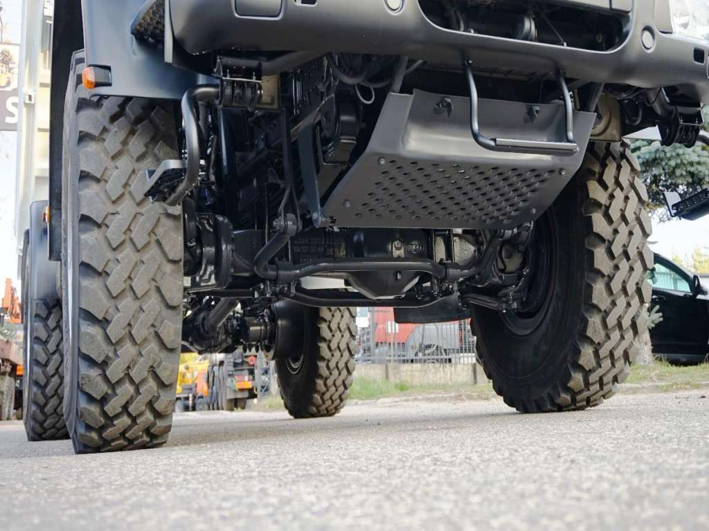 Darus autó Mercedes-Benz  Actros 1841 AK 4x4 Hiab 288E-7 Crane Kipper: 29 kép.