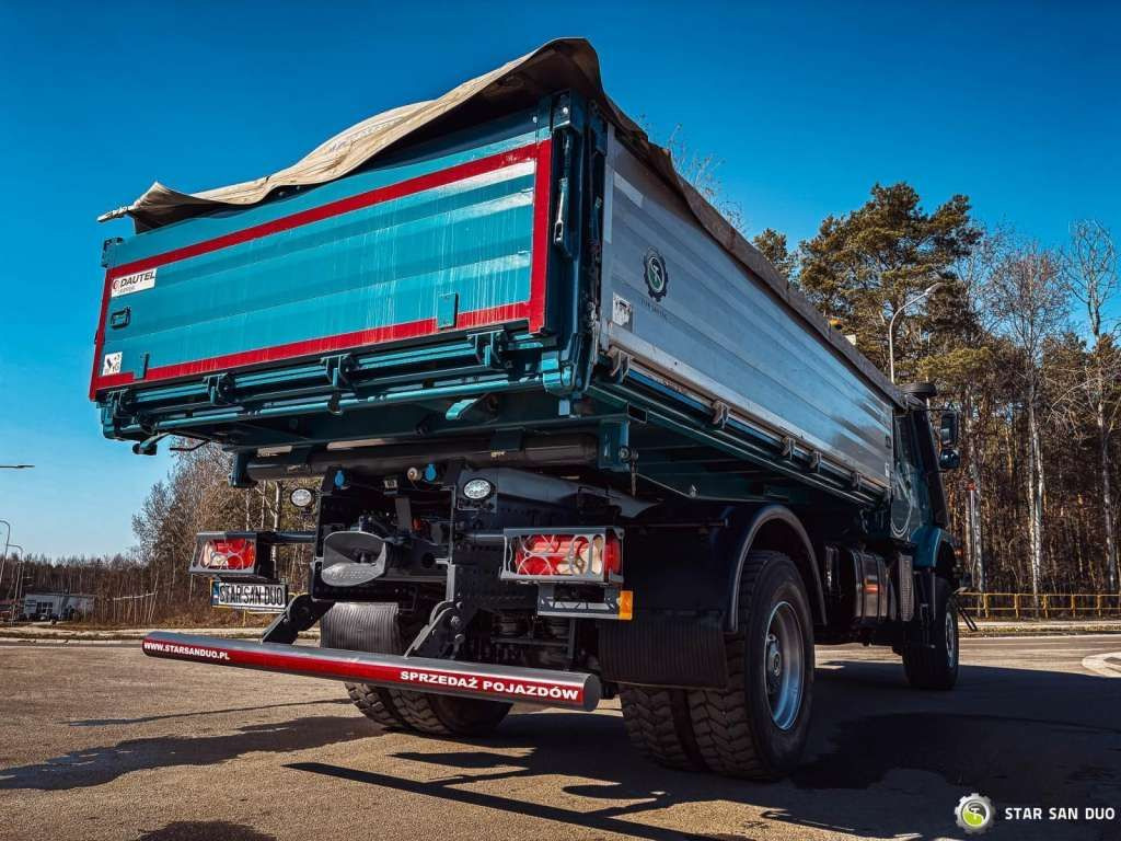Mercedes-Benz Zetros 1833 4x4 Kipper Camper Chassis - Billenőplatós teherautó: 5 kép. Mercedes-Benz Zetros 1833 4x4 Kipper Camper Chassis - Billenőplatós teherautó: 5 kép.