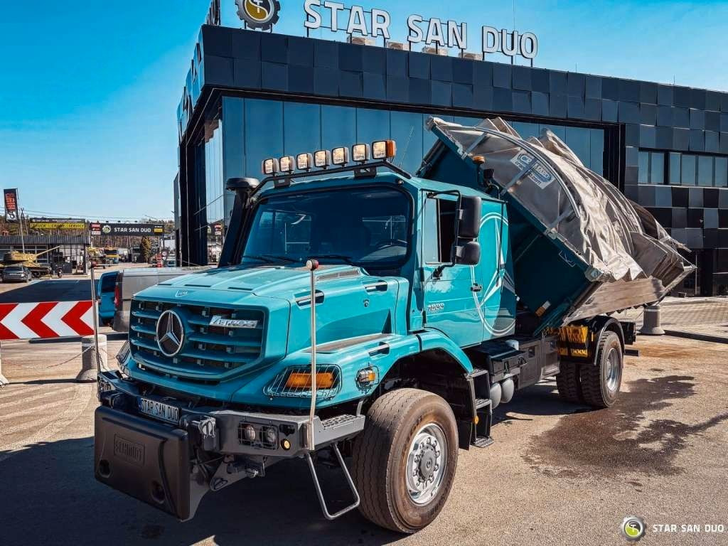 Mercedes-Benz Zetros 1833 4x4 Kipper Camper Chassis - Alvaz teherautó: 4 kép. Mercedes-Benz Zetros 1833 4x4 Kipper Camper Chassis - Alvaz teherautó: 4 kép.
