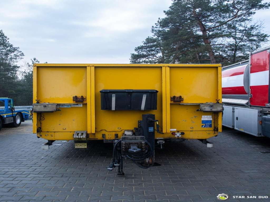 Müller-Mitteltal TAL ETUE-TA Hydraulic Ramps - Pótkocsi mélybölcsős: 2 kép. Müller-Mitteltal TAL ETUE-TA Hydraulic Ramps - Pótkocsi mélybölcsős: 2 kép.
