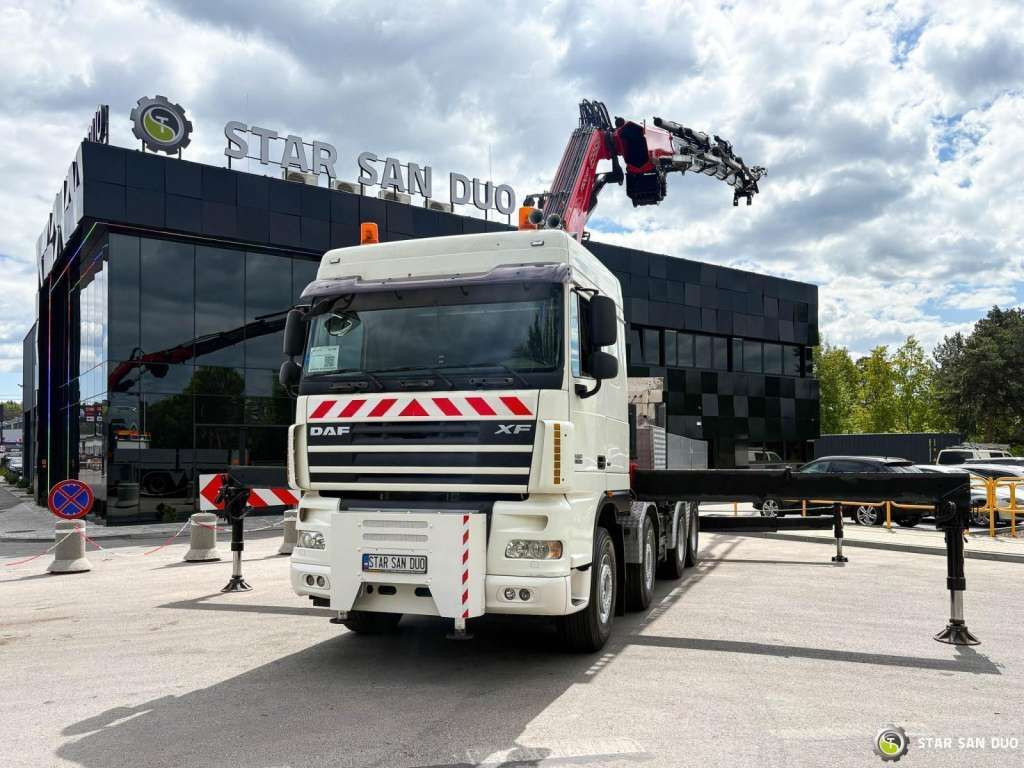 DAF XF 105.510 8x4 FASSI F800 XP Crane Fifth wheel - Nyergesvontató: 5 kép. DAF XF 105.510 8x4 FASSI F800 XP Crane Fifth wheel - Nyergesvontató: 5 kép.