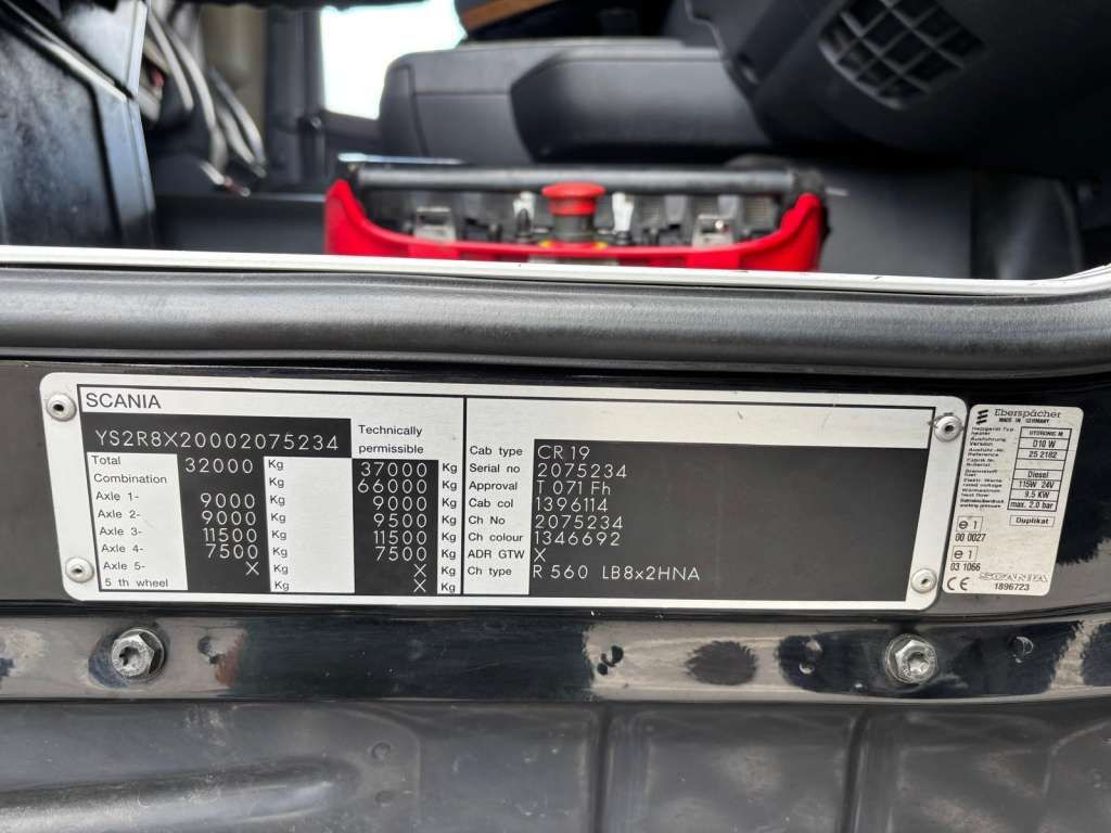 Nyergesvontató Scania  R560 8x2 PALFINGER PK 92002 SH Fly Jib Winch 5t: 26 kép.