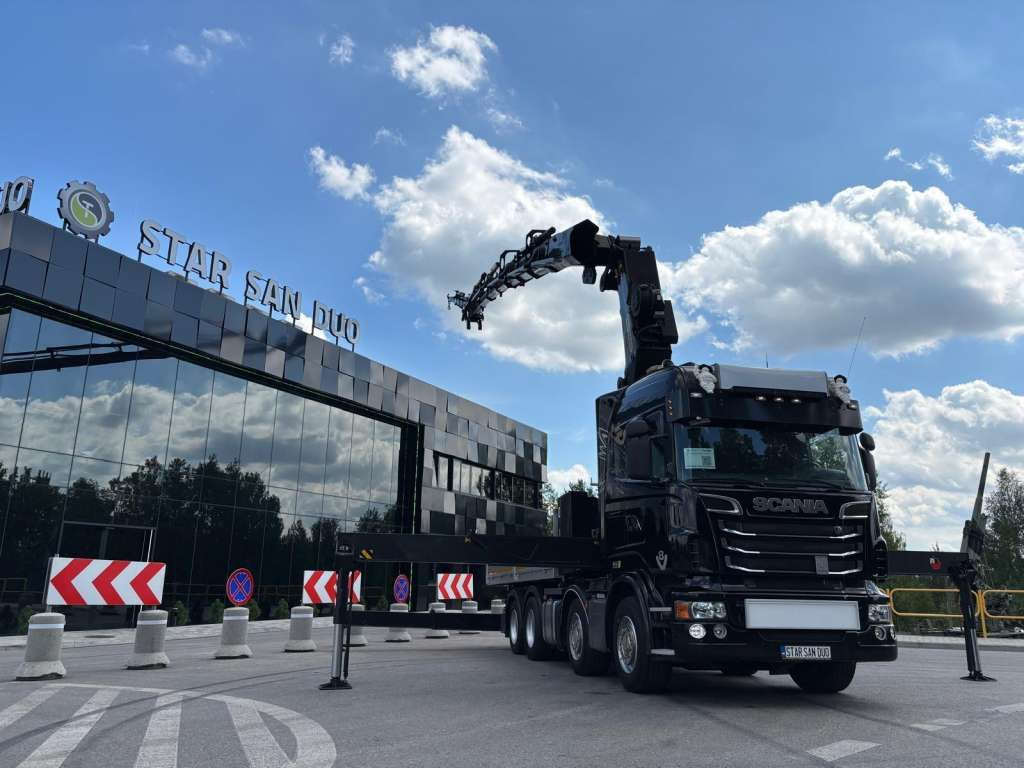 Nyergesvontató Scania  R560 8x2 PALFINGER PK 92002 SH Fly Jib Winch 5t: 9 kép.