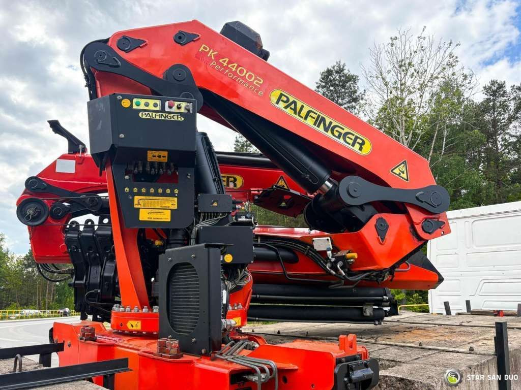 Scania  R143 HL 6x2 PALFINGER PK44002 Crane Kran lízing Scania  R143 HL 6x2 PALFINGER PK44002 Crane Kran: 29 kép.