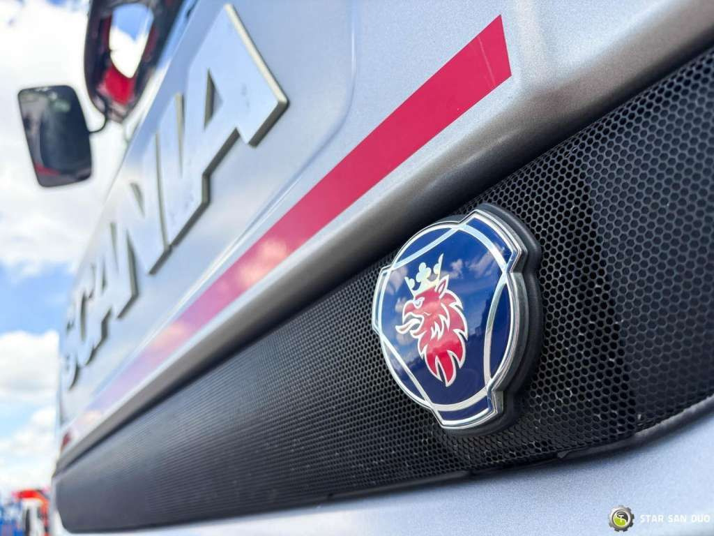 Teherautó Scania  D 320 FIRE BRIGADE Tank 12,000 Litres: 28 kép.