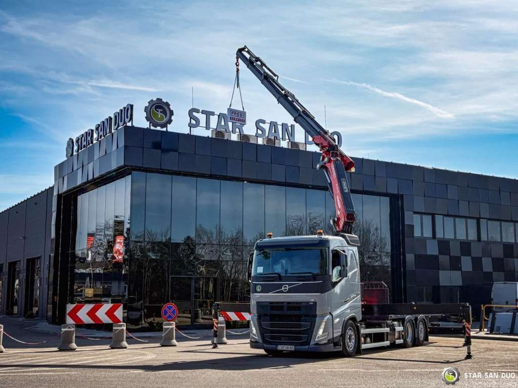 Volvo FH 500 6x2 FASSI F545R.A.2.25 CRANE KRAN NEW !! - Darus autó: 2 kép. Volvo FH 500 6x2 FASSI F545R.A.2.25 CRANE KRAN NEW !! - Darus autó: 2 kép.