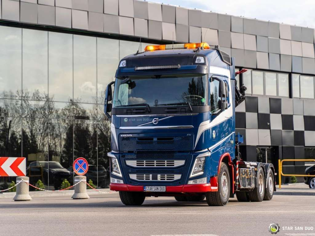 Volvo FH 500 6x2 HMF 3220-K5 HDS Crane Euro 6 - Darus autó, Nyergesvontató: 5 kép. Volvo FH 500 6x2 HMF 3220-K5 HDS Crane Euro 6 - Darus autó, Nyergesvontató: 5 kép.