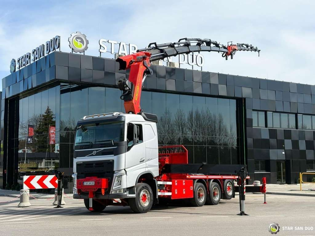 Volvo FH 500 8x4*4 PK65002 Fly JIB Crane 7456 h Winch - Darus autó: 2 kép. Volvo FH 500 8x4*4 PK65002 Fly JIB Crane 7456 h Winch - Darus autó: 2 kép.