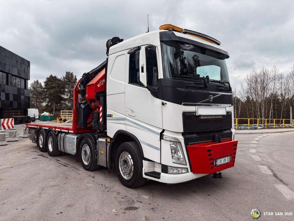 Volvo  FH 550 8x2 HMF 8520 FLY JIB Winch Crane Euro 6 - Darus autó: 5 kép. Volvo  FH 550 8x2 HMF 8520 FLY JIB Winch Crane Euro 6 - Darus autó: 5 kép.