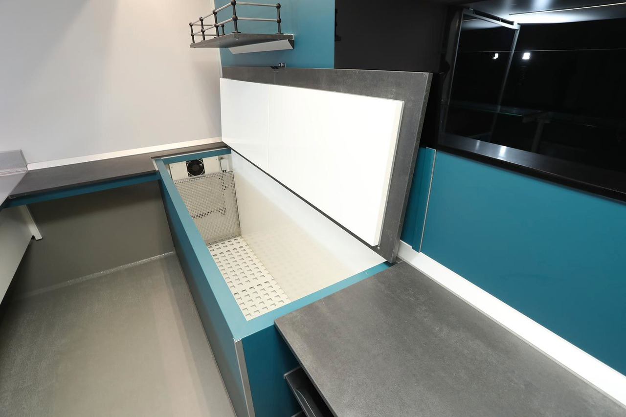 Borco-Höhns FI-AE-S900-W4525 - Büfékocsi: 4 kép. Borco-Höhns FI-AE-S900-W4525 - Büfékocsi: 4 kép.