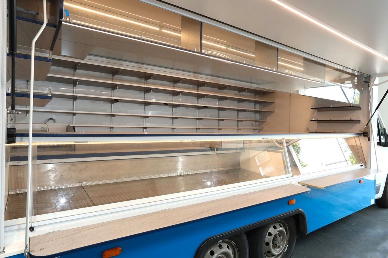 Fiat Ducato - Büféautó: 5 kép. Fiat Ducato - Büféautó: 5 kép.