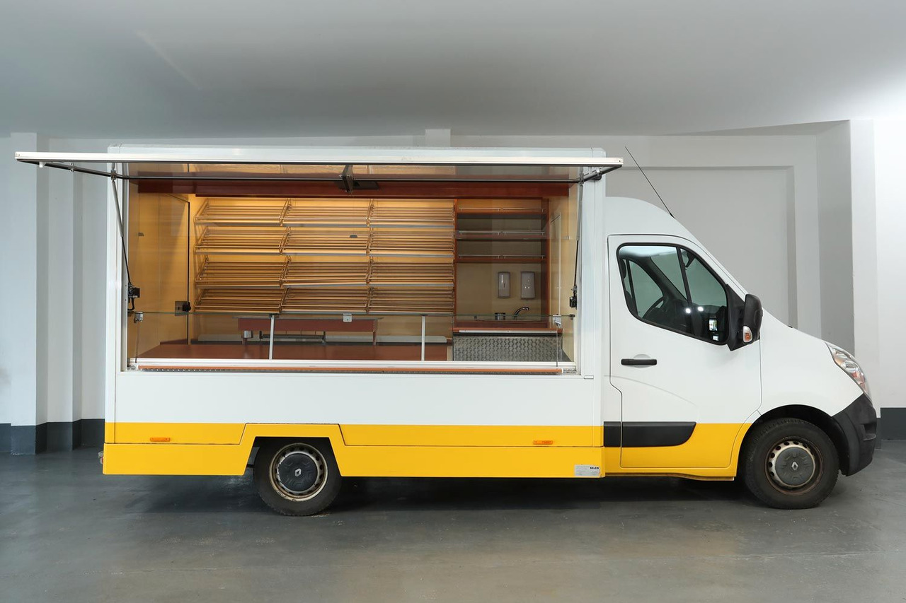 Renault Master - Büféautó: 1 kép. Renault Master - Büféautó: 1 kép.