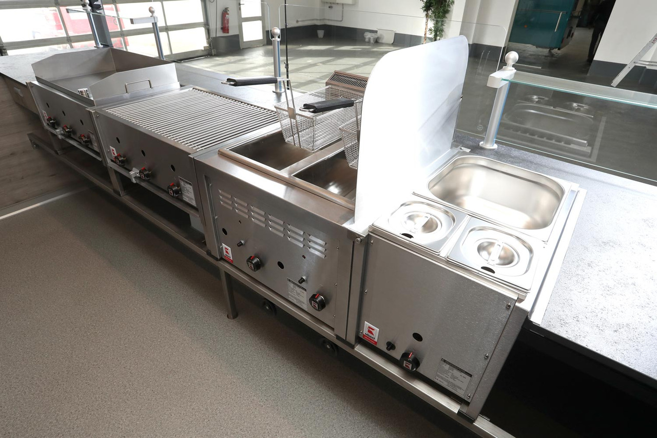 Verkaufsanhänger BORCO HÖHNS - Büfékocsi: 4 kép. Verkaufsanhänger BORCO HÖHNS - Büfékocsi: 4 kép.