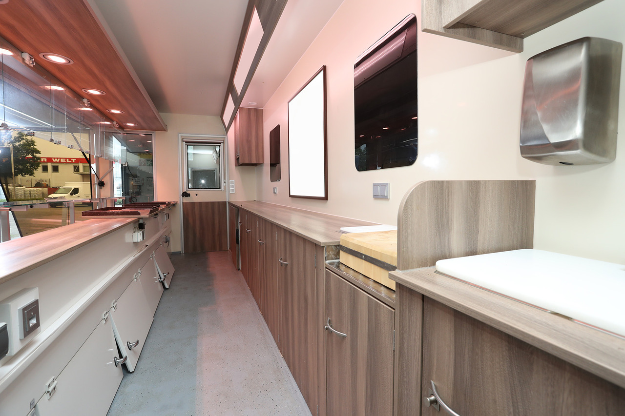 Verkaufsanhänger Seico - Büfékocsi: 4 kép. Verkaufsanhänger Seico - Büfékocsi: 4 kép.