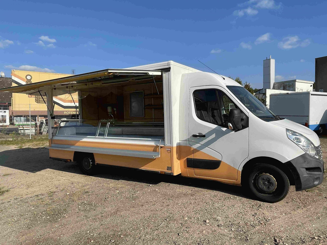Wochenmarktmobil Seba-Borco-Höhns - Büféautó: 4 kép. Wochenmarktmobil Seba-Borco-Höhns - Büféautó: 4 kép.