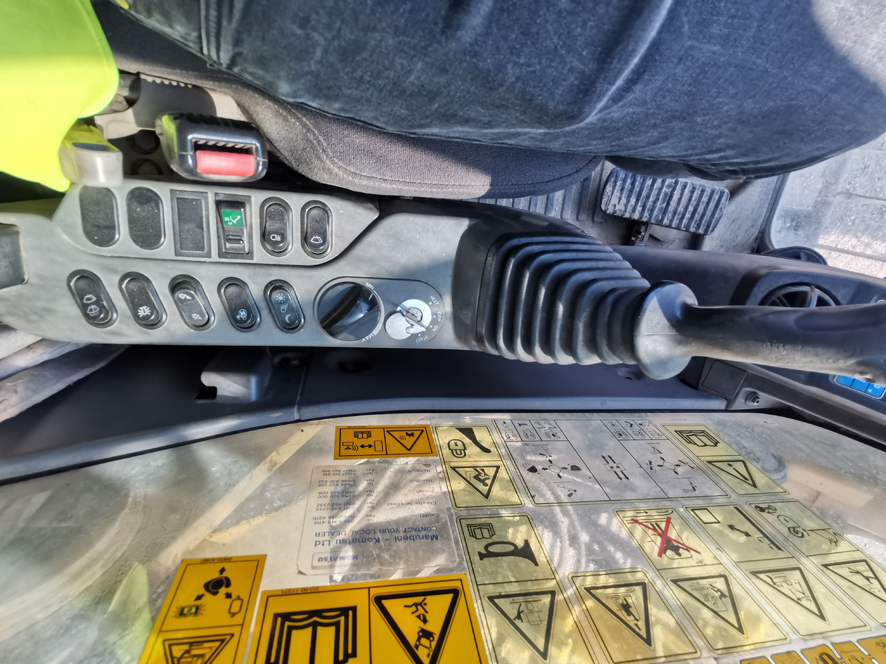 Lánctalpas kotró KOMATSU PC360 LC 10: 39 kép.