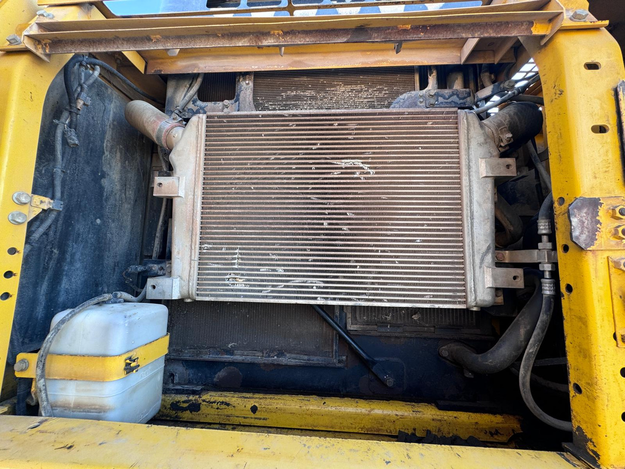 Lánctalpas kotró KOMATSU PC360 LC 10: 22 kép.