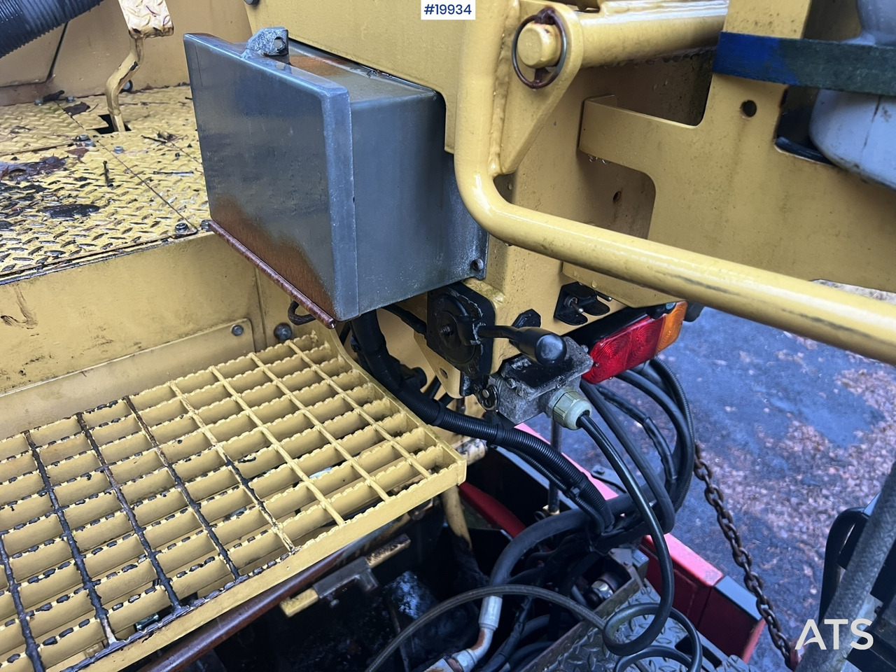 Bitelli BB632 - Aszfaltozó gép: 4 kép. Bitelli BB632 - Aszfaltozó gép: 4 kép.