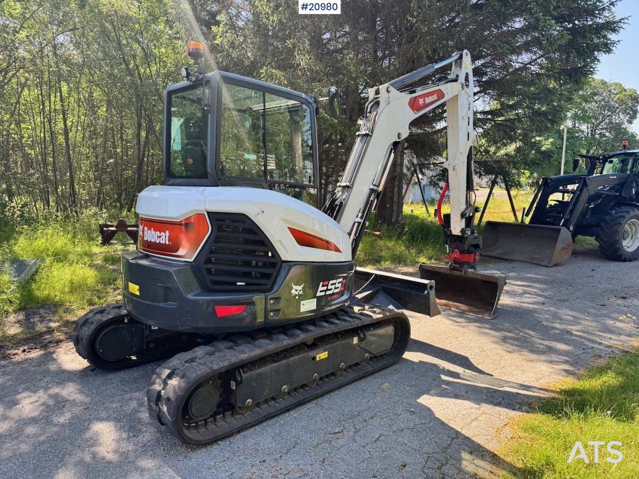 Bobcat E55Z - Minikotró: 3 kép. Bobcat E55Z - Minikotró: 3 kép.