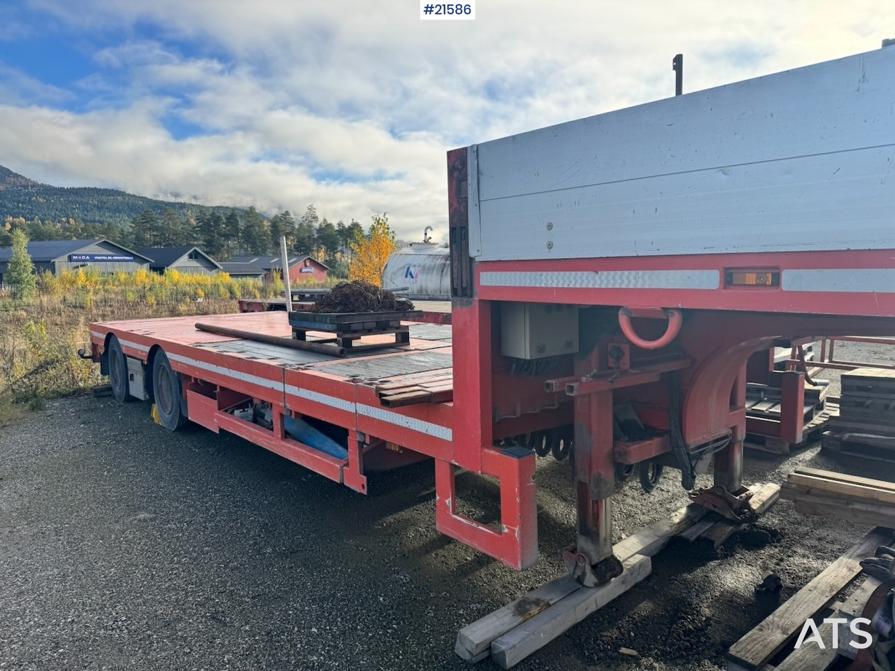 Broshuis Kransemi - Platós félpótkocsi: 3 kép. Broshuis Kransemi - Platós félpótkocsi: 3 kép.