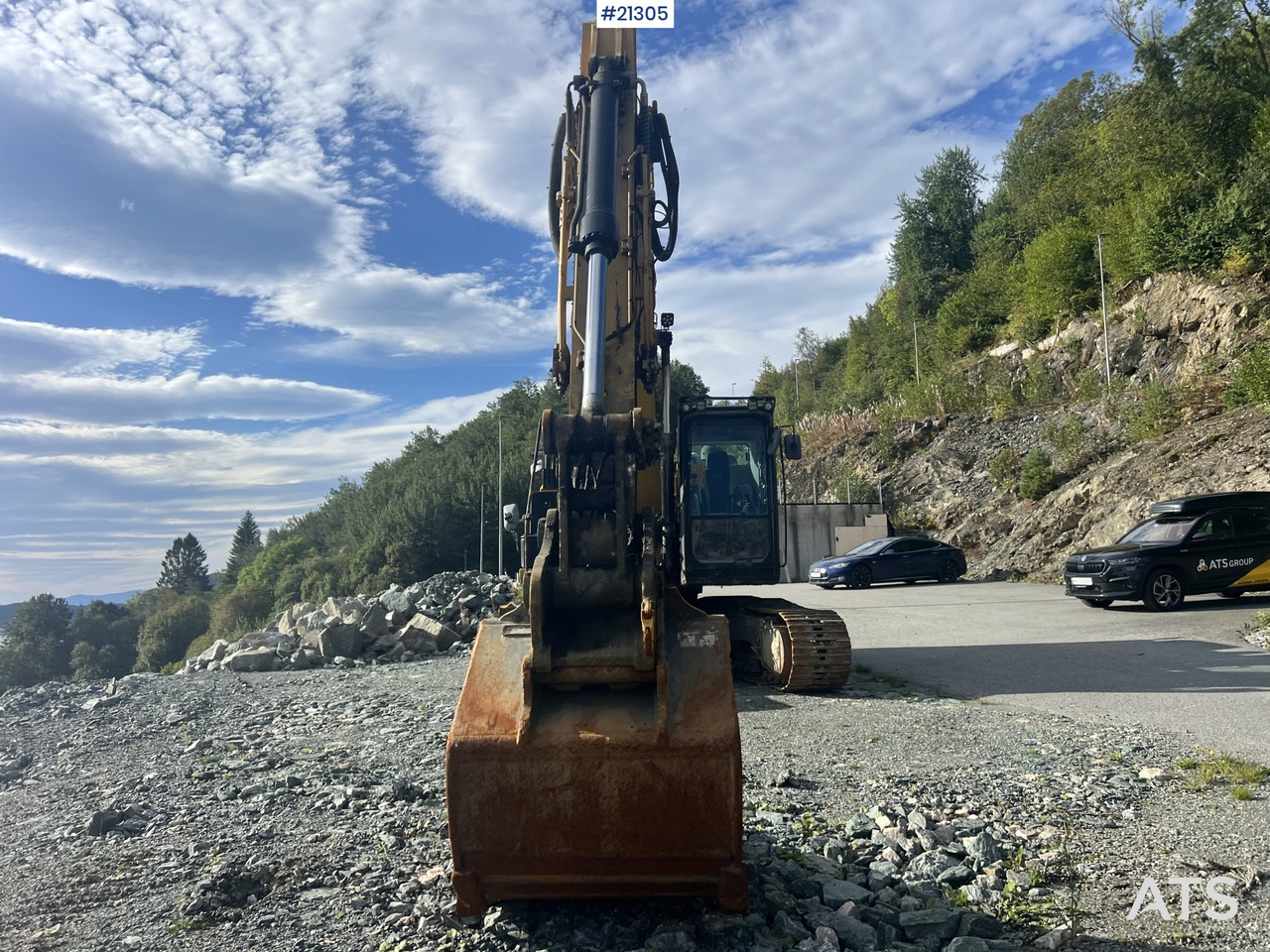 CAT 320 EL - Lánctalpas kotró: 5 kép. CAT 320 EL - Lánctalpas kotró: 5 kép.